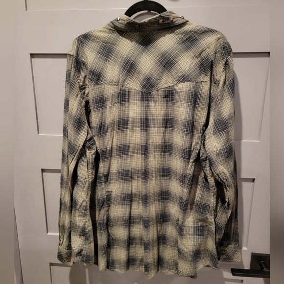 TORRID Green Plaid Studded Button Down Top Size 2 - Picture 6 of 10